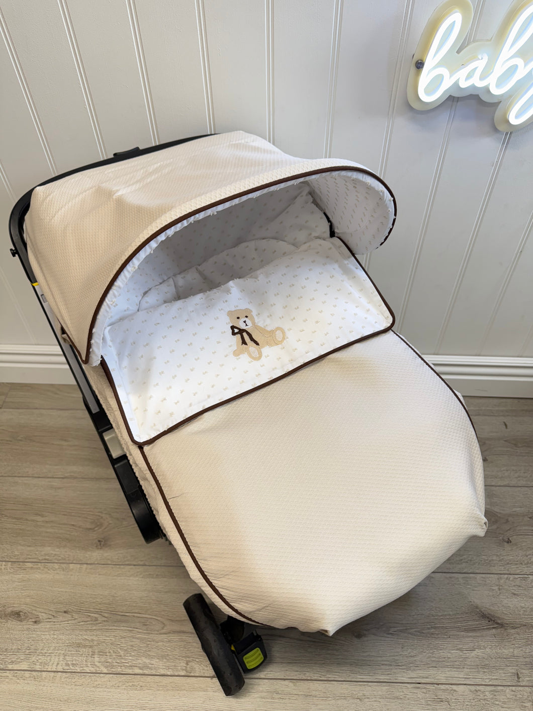 Camel/Chocolate Plumeti DOONA Teddy Set