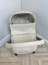 Load image into Gallery viewer, Diamond Stitch - Camel DOONA X