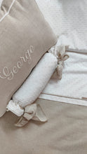 Load image into Gallery viewer, Kentia - Bedding