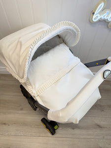 Cream Plumeti Frill Leather DOONA