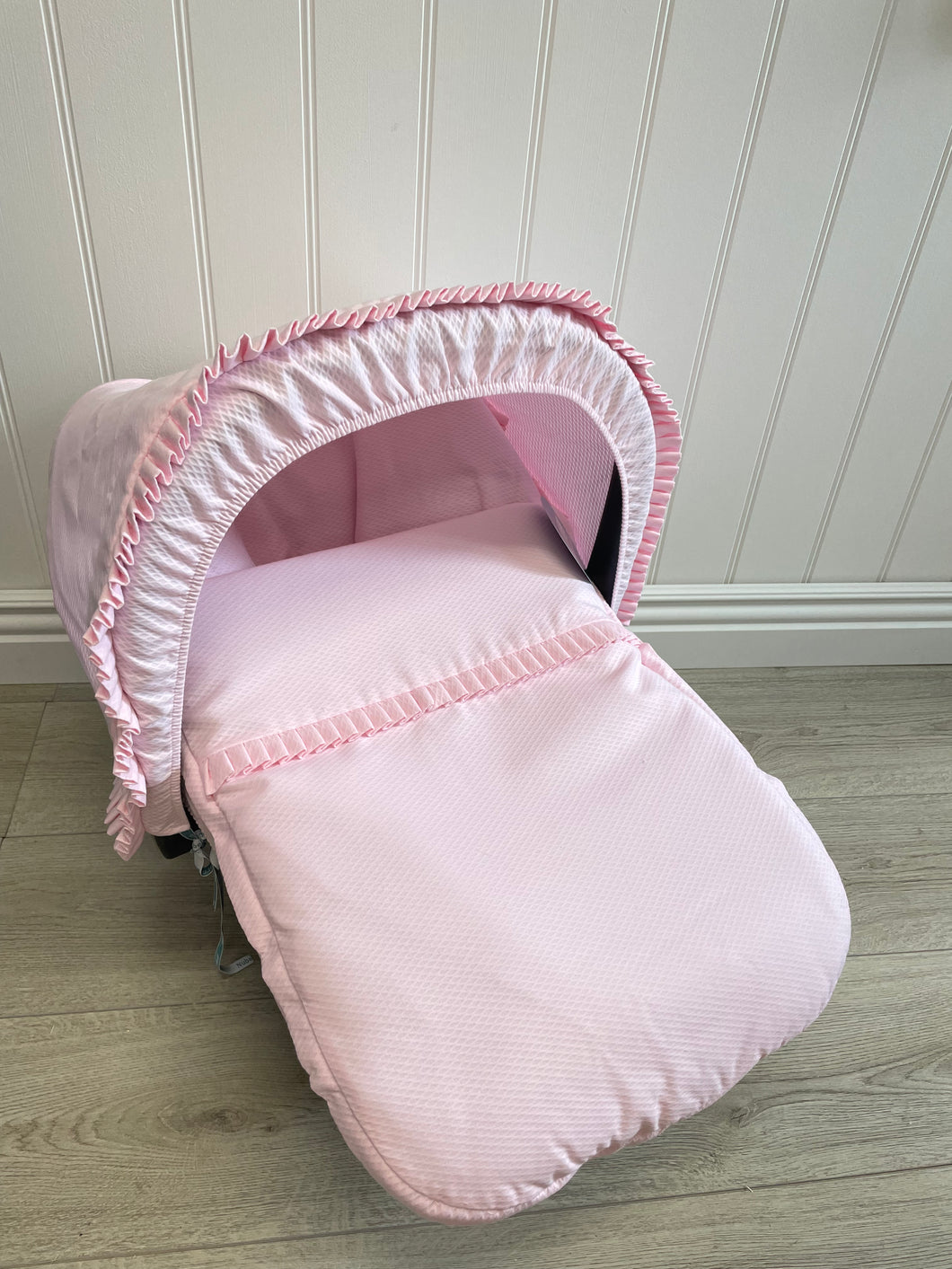 Car seat top footmuff pink
